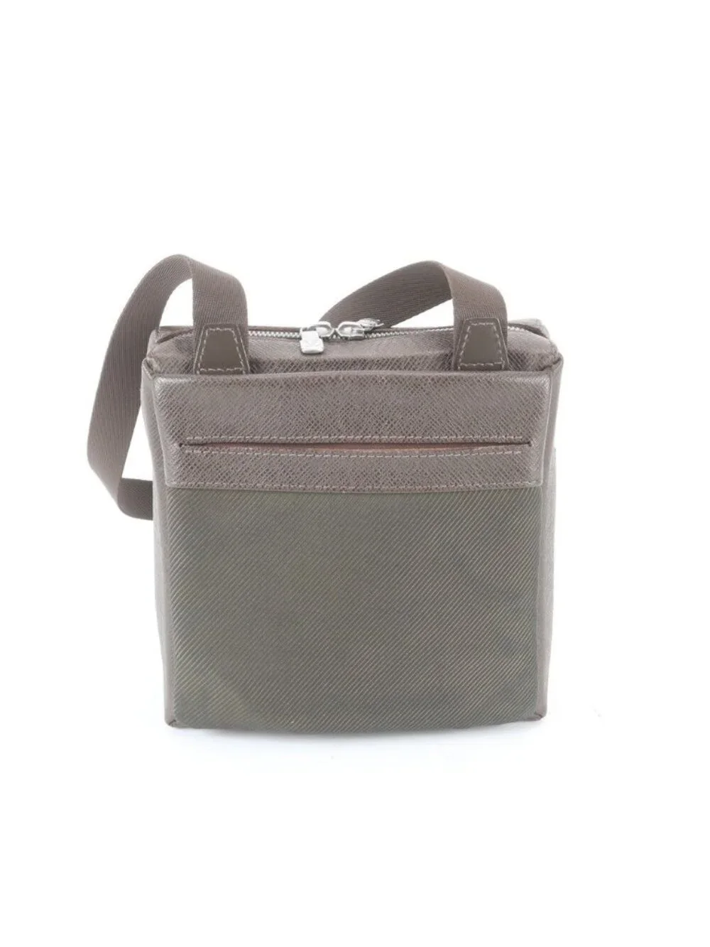 Louis Vuitton Taiga Sayan Leather Shoulder Bag Crossbody Messenger Business